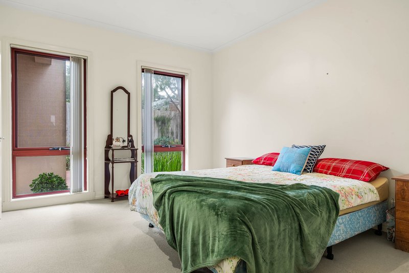 Photo - 5/83 Chapel Street, Cowes VIC 3922 - Image 5