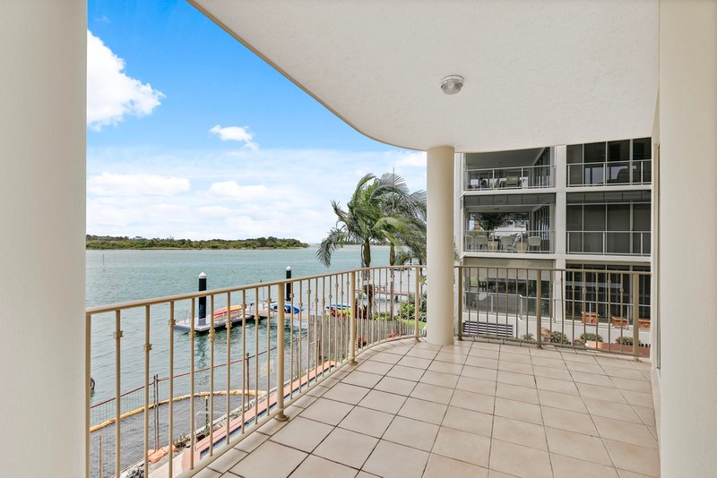 Photo - 5/84-86 Duporth Avenue, Maroochydore QLD 4558 - Image 11