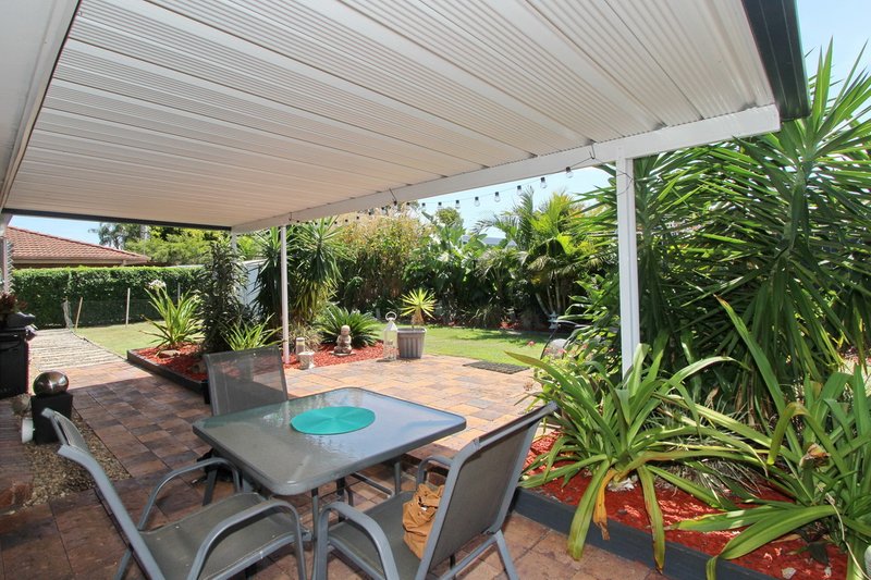 Photo - 584 Nicklin Way, Wurtulla QLD 4575 - Image 13