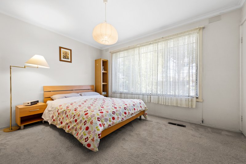 Photo - 585 Highbury Road, Burwood East VIC 3151 - Image 8