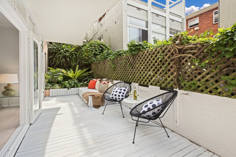 Photo - 5/85 Queenscliff Road, Queenscliff NSW 2096 - Image 2