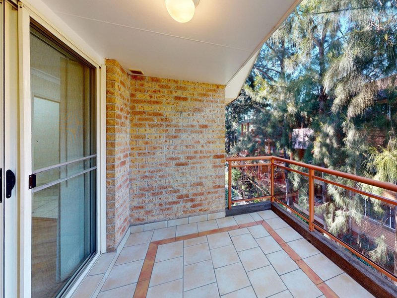 Photo - 58/59-61 Good Street, Westmead NSW 2145 - Image 11