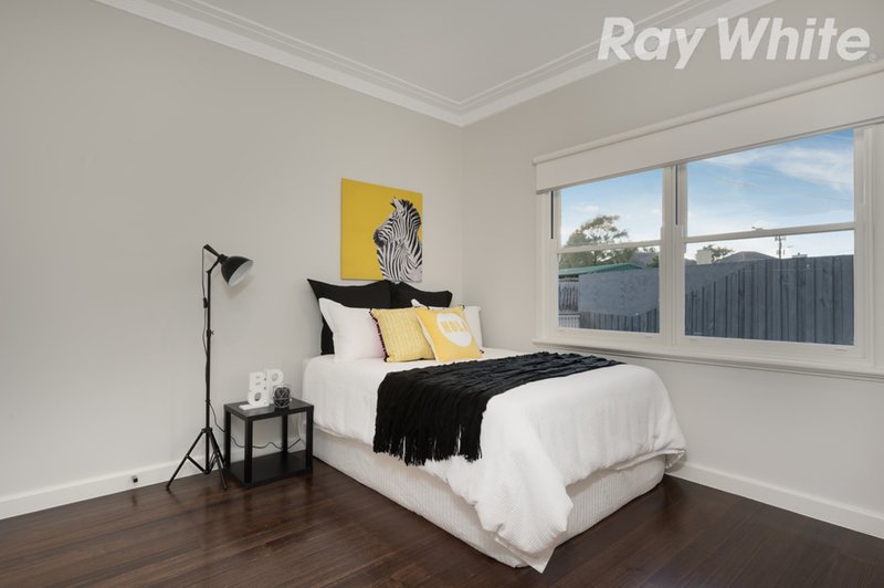 Photo - 586 Morwell Avenue, Bundoora VIC 3083 - Image 6