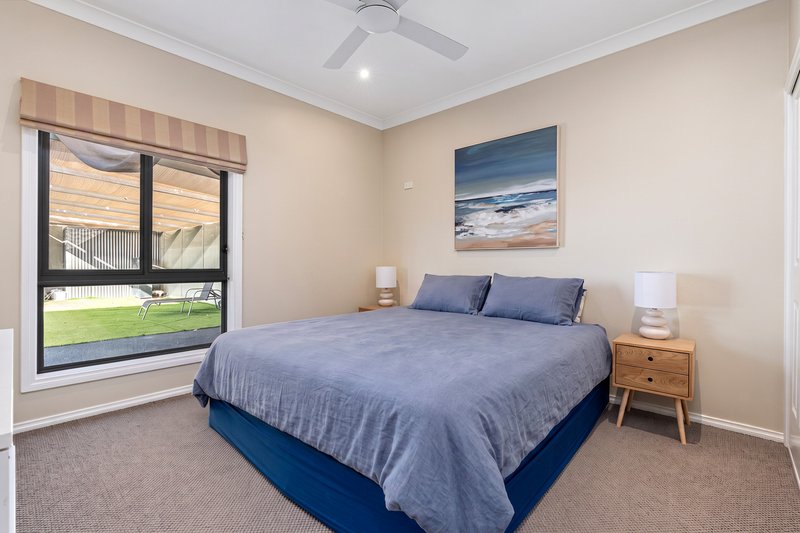 Photo - 586 Whinray Crescent, East Albury NSW 2640 - Image 16