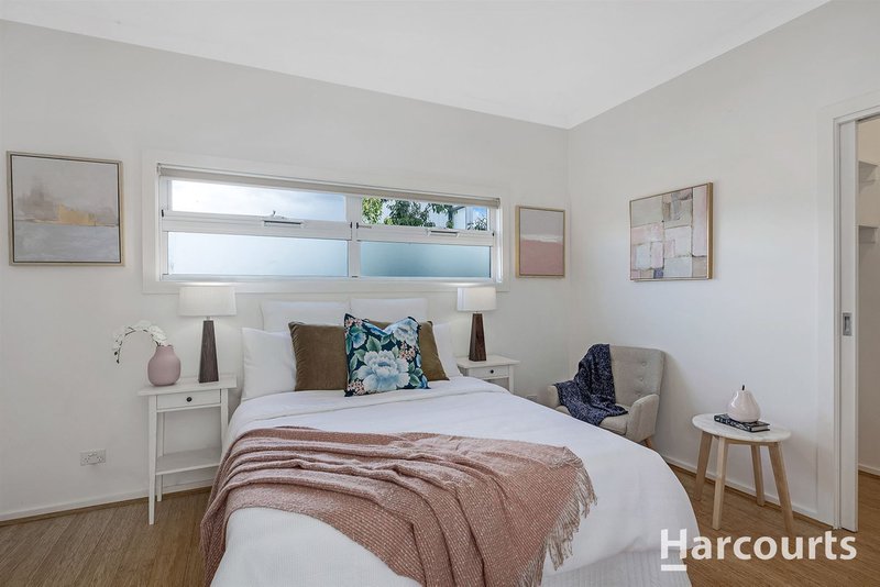 Photo - 5/87 Middleborough Road, Burwood VIC 3125 - Image 11