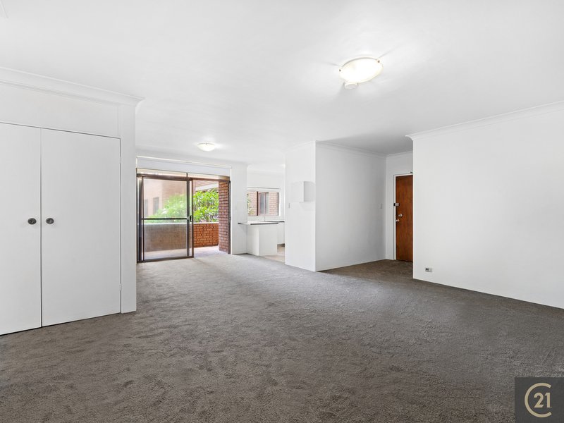 Photo - 58/8-12 Myrtle Road, Bankstown NSW 2200 - Image 3