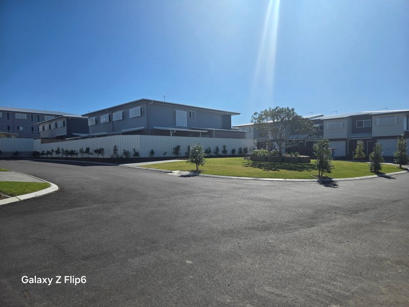 Photo - 58/8 Taylor Place, Mackenzie QLD 4156 - Image 19