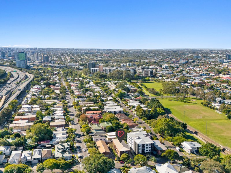 Photo - 5/88 Victoria Terrace, Greenslopes QLD 4120 - Image 20