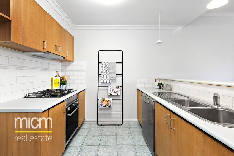 Photo - 5/89 Dodds Street, Southbank VIC 3006 - Image 3