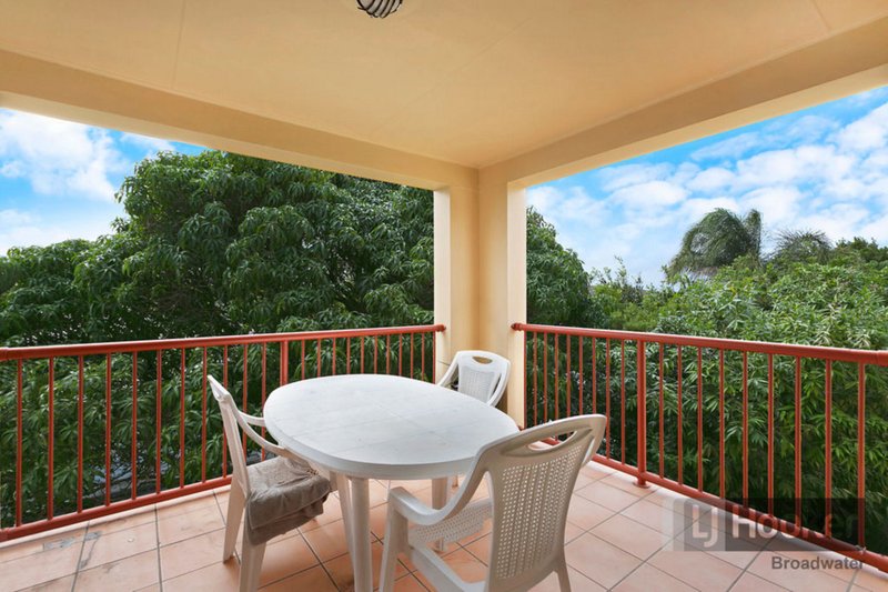 Photo - 5/89 Frank Street, Labrador QLD 4215 - Image 4