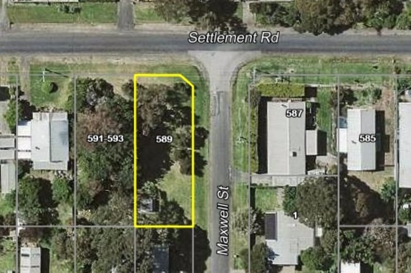 Photo - 589 Settlement Road, Cowes VIC 3922 - Image 2