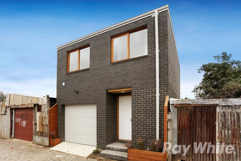 Photo - 58A Cassels Road, Brunswick VIC 3056 - Image 10