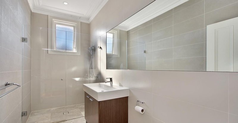 Photo - 58A Darling Street, Balmain East NSW 2041 - Image 8