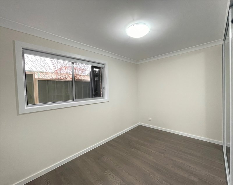 Photo - 58A Glamis Street, Kingsgrove NSW 2208 - Image 5