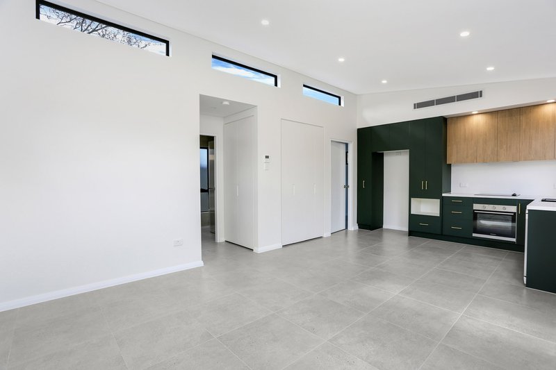 Photo - 58a Jasper Road, Baulkham Hills NSW 2153 - Image 3