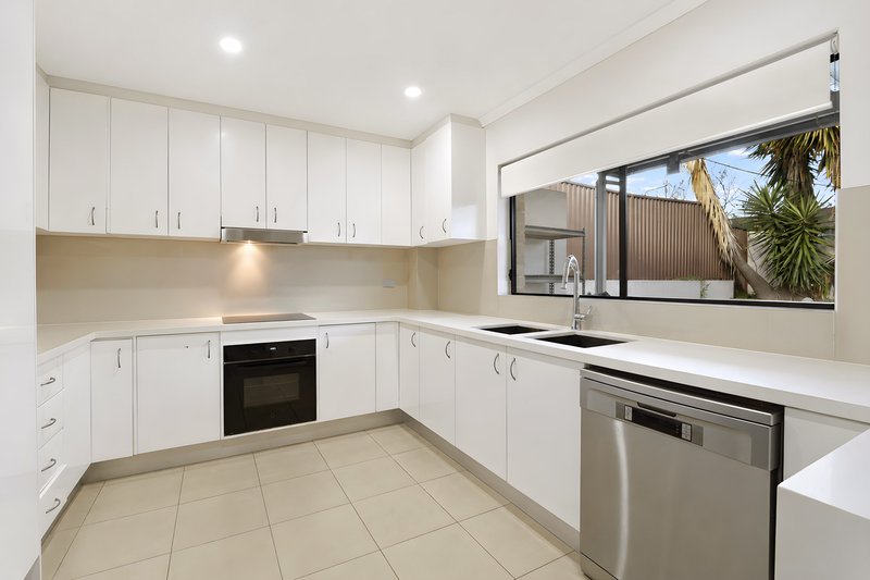 Photo - 58a Marden Street, Georges Hall NSW 2198 - Image 4