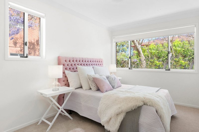 Photo - 58A Wyadra Avenue, Freshwater NSW 2096 - Image 6