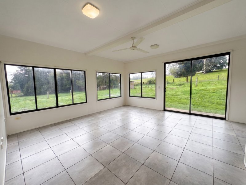 Photo - 58B Pelling Close, Jaggan QLD 4885 - Image 4