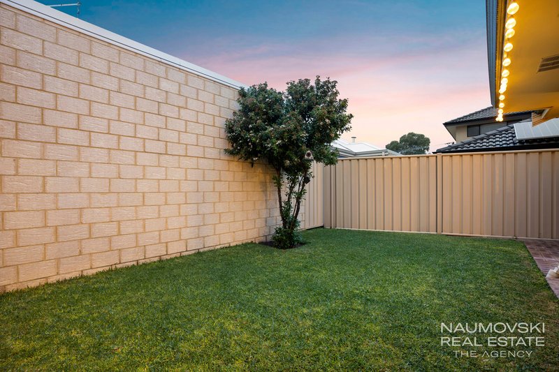Photo - 58B Ravenswood Drive, Nollamara WA 6061 - Image 21