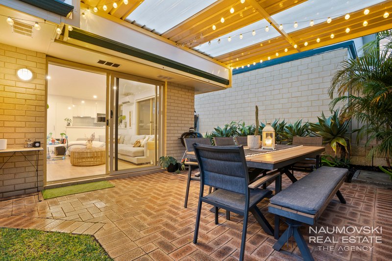 Photo - 58B Ravenswood Drive, Nollamara WA 6061 - Image 22