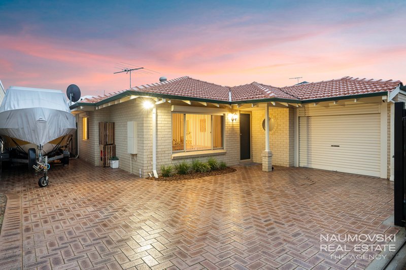 Photo - 58B Ravenswood Drive, Nollamara WA 6061 - Image 23