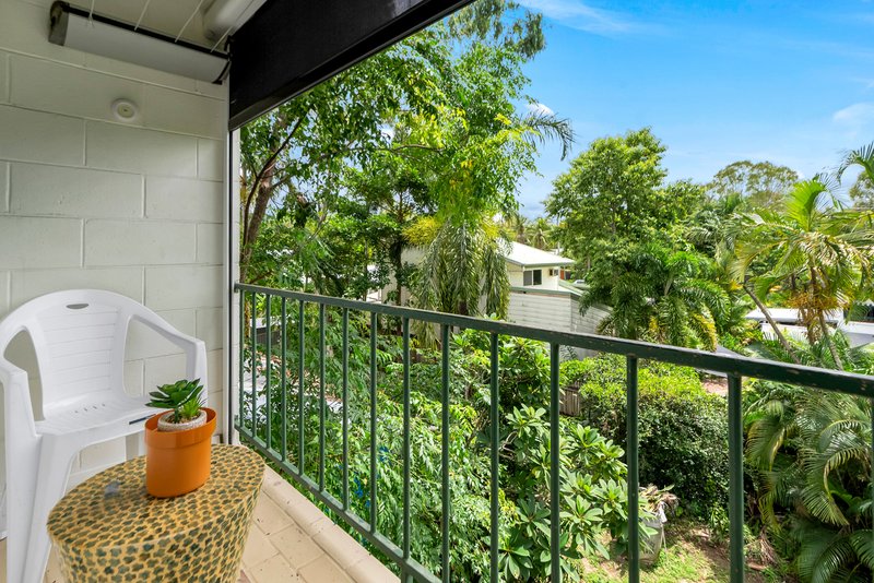 Photo - 5/9-11 Bouganvillea Street, Holloways Beach QLD 4878 - Image 13