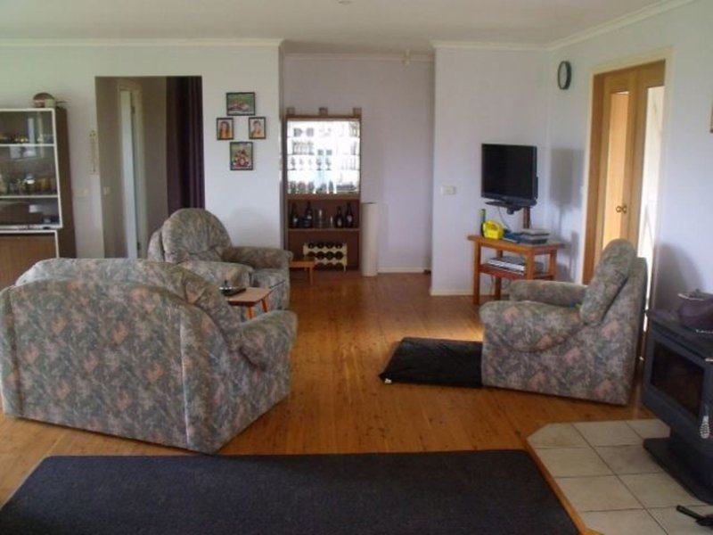 Photo - 59-61 Seaward Street, Mcloughlins Beach VIC 3874 - Image 2