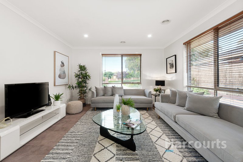 Photo - 5/9 Ash Grove, Bayswater VIC 3153 - Image 2