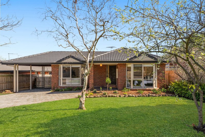 Photo - 59 Avebury Drive, Berwick VIC 3806 - Image 1