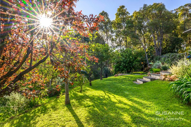 Photo - 59 Basildon Road, Lesmurdie WA 6076 - Image 3