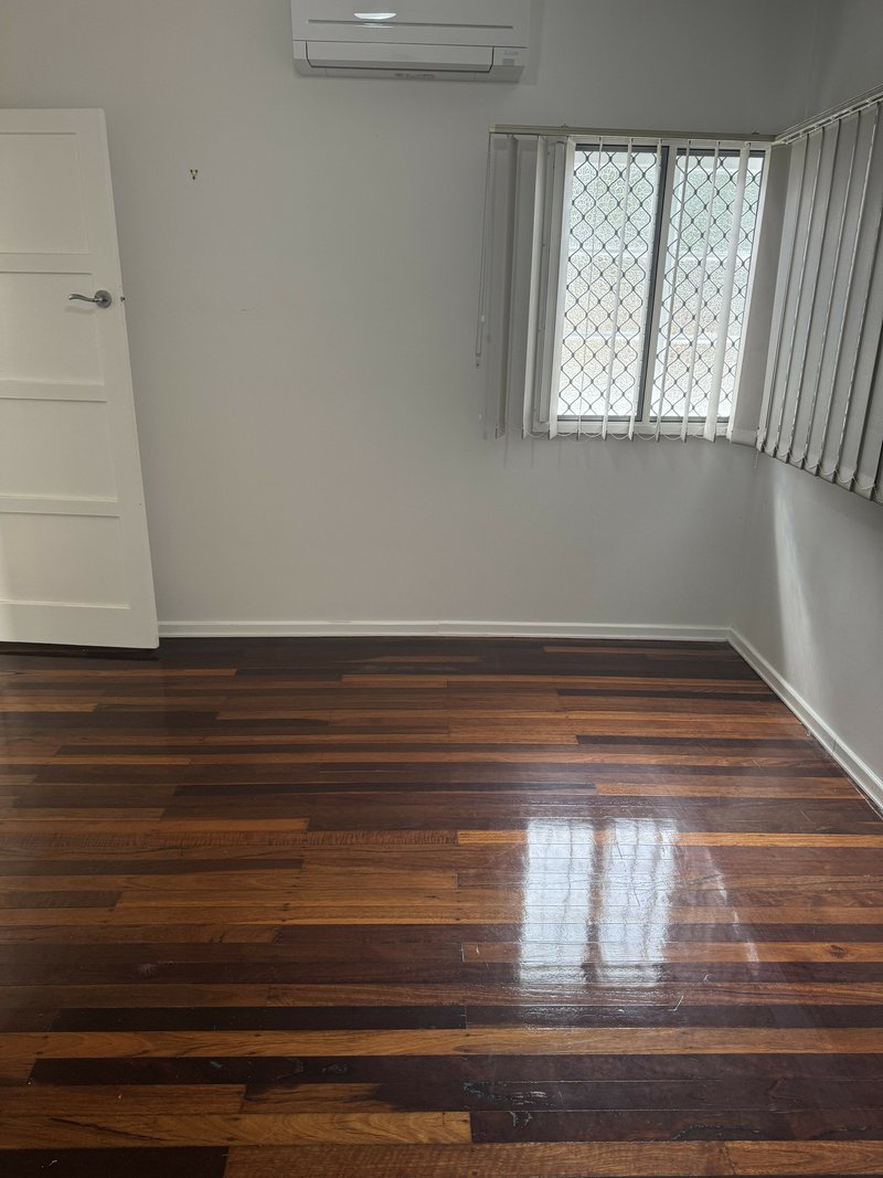 Photo - 59 Bayview Road, Brighton QLD 4017 - Image 4