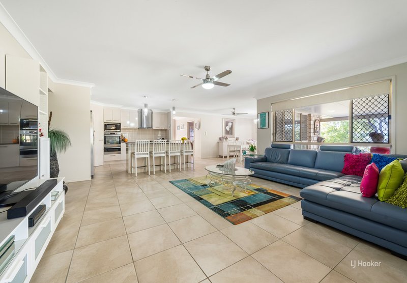 Photo - 59 Bellambi Street, Toogoolawah QLD 4313 - Image 6