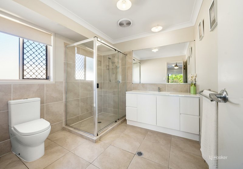 Photo - 59 Bellambi Street, Toogoolawah QLD 4313 - Image 15
