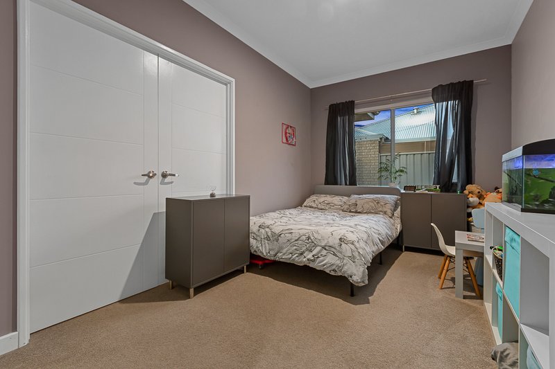 Photo - 59 Biara Road, Yanchep WA 6035 - Image 9