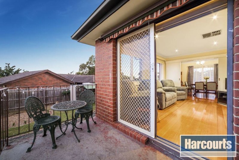 Photo - 59 Birchfield Crescent, Wantirna VIC 3152 - Image 10