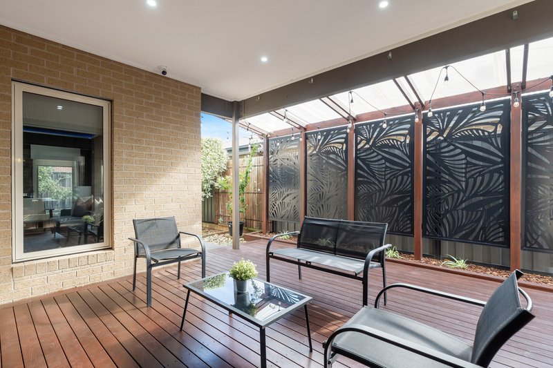 Photo - 59 Brentwick Drive, Craigieburn VIC 3064 - Image 24