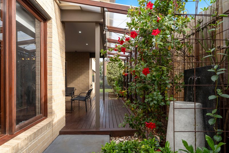 Photo - 59 Brentwick Drive, Craigieburn VIC 3064 - Image 26