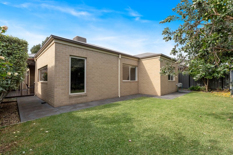 Photo - 59 Brentwick Drive, Craigieburn VIC 3064 - Image 27