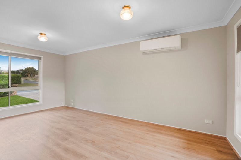 Photo - 59 Bushland Drive, Regents Park QLD 4118 - Image 8