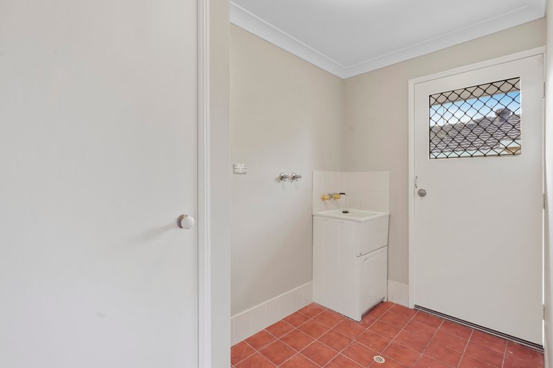 Photo - 59 Bushland Drive, Regents Park QLD 4118 - Image 14