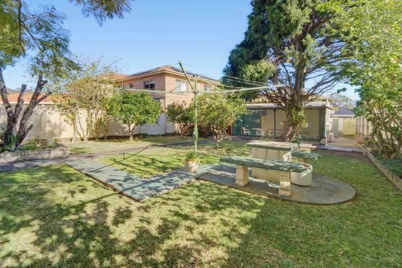 Photo - 59 Caldwell Parade, Yagoona NSW 2199 - Image 10