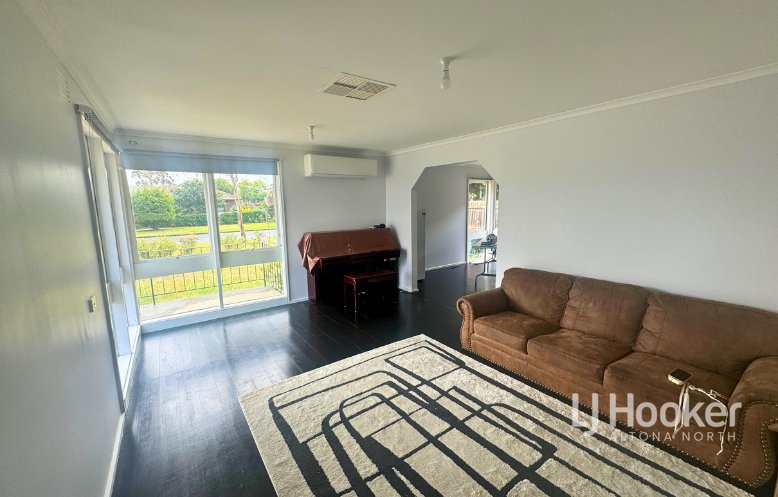 Photo - 59 Cameron Avenue, Altona Meadows VIC 3028 - Image 3