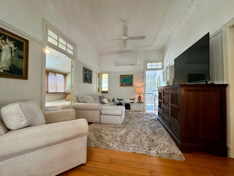 Photo - 59 Canning Street, The Range QLD 4700 - Image 4