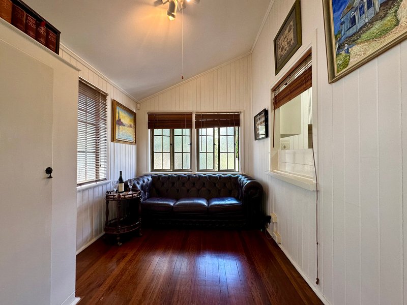 Photo - 59 Canning Street, The Range QLD 4700 - Image 10