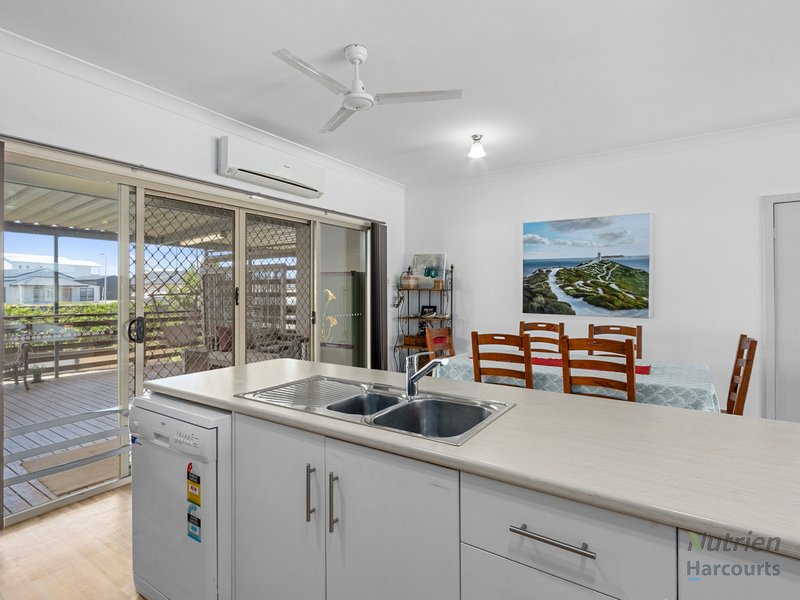 Photo - 59 Captain Hutchinson Drive, Point Turton SA 5575 - Image 5