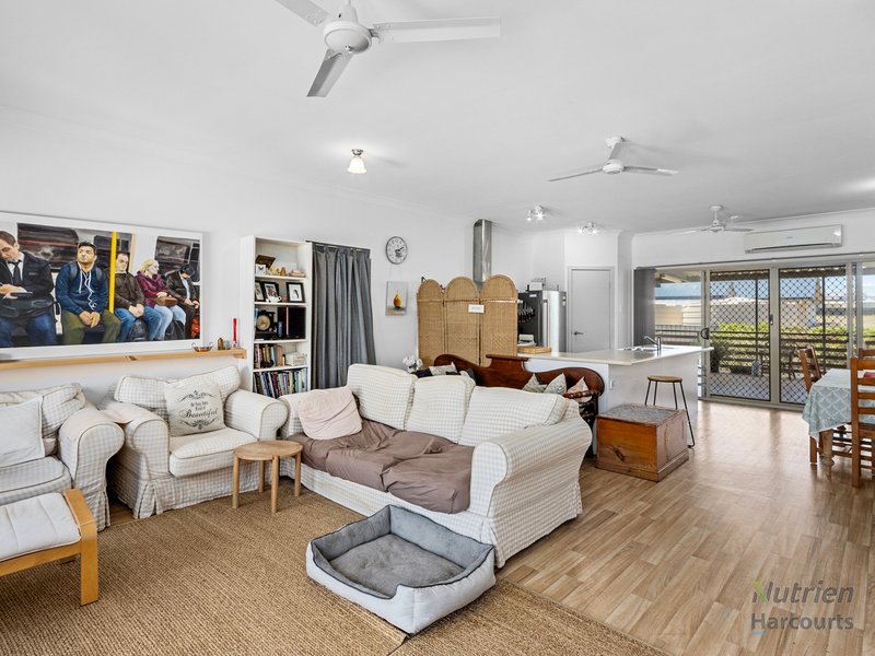 Photo - 59 Captain Hutchinson Drive, Point Turton SA 5575 - Image 6