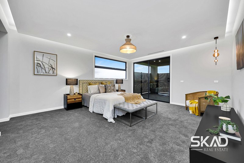 Photo - 59 Charteris Drive, Craigieburn VIC 3064 - Image 16