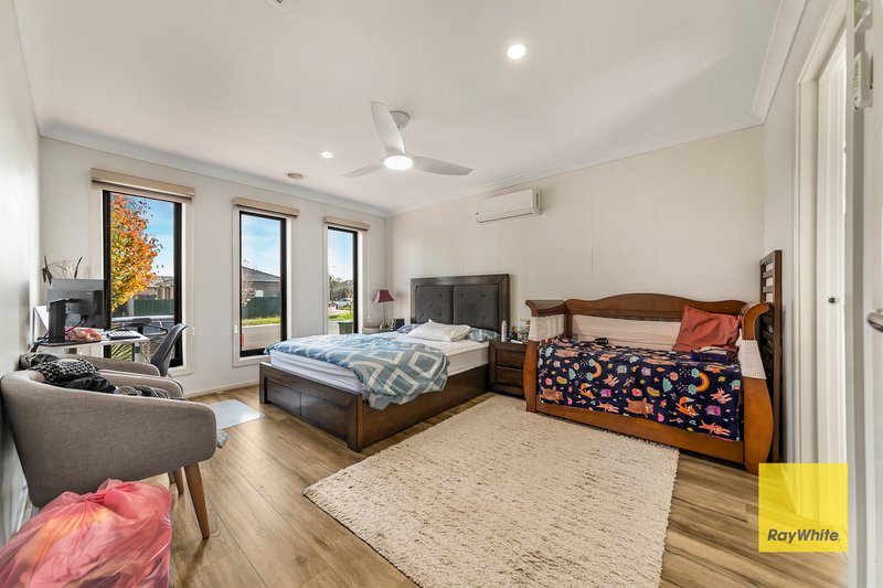 Photo - 59 Chlorinda Road, Tarneit VIC 3029 - Image 15