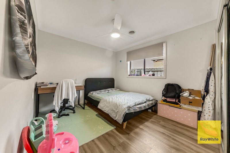 Photo - 59 Chlorinda Road, Tarneit VIC 3029 - Image 18
