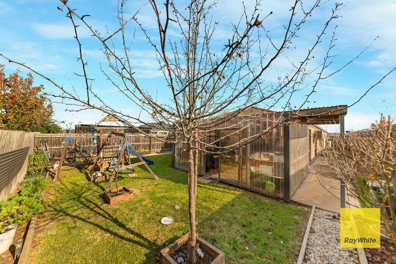 Photo - 59 Chlorinda Road, Tarneit VIC 3029 - Image 23